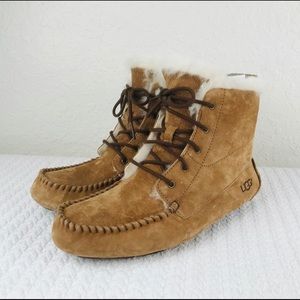 💫Ugg moccasin slipper/boots💫